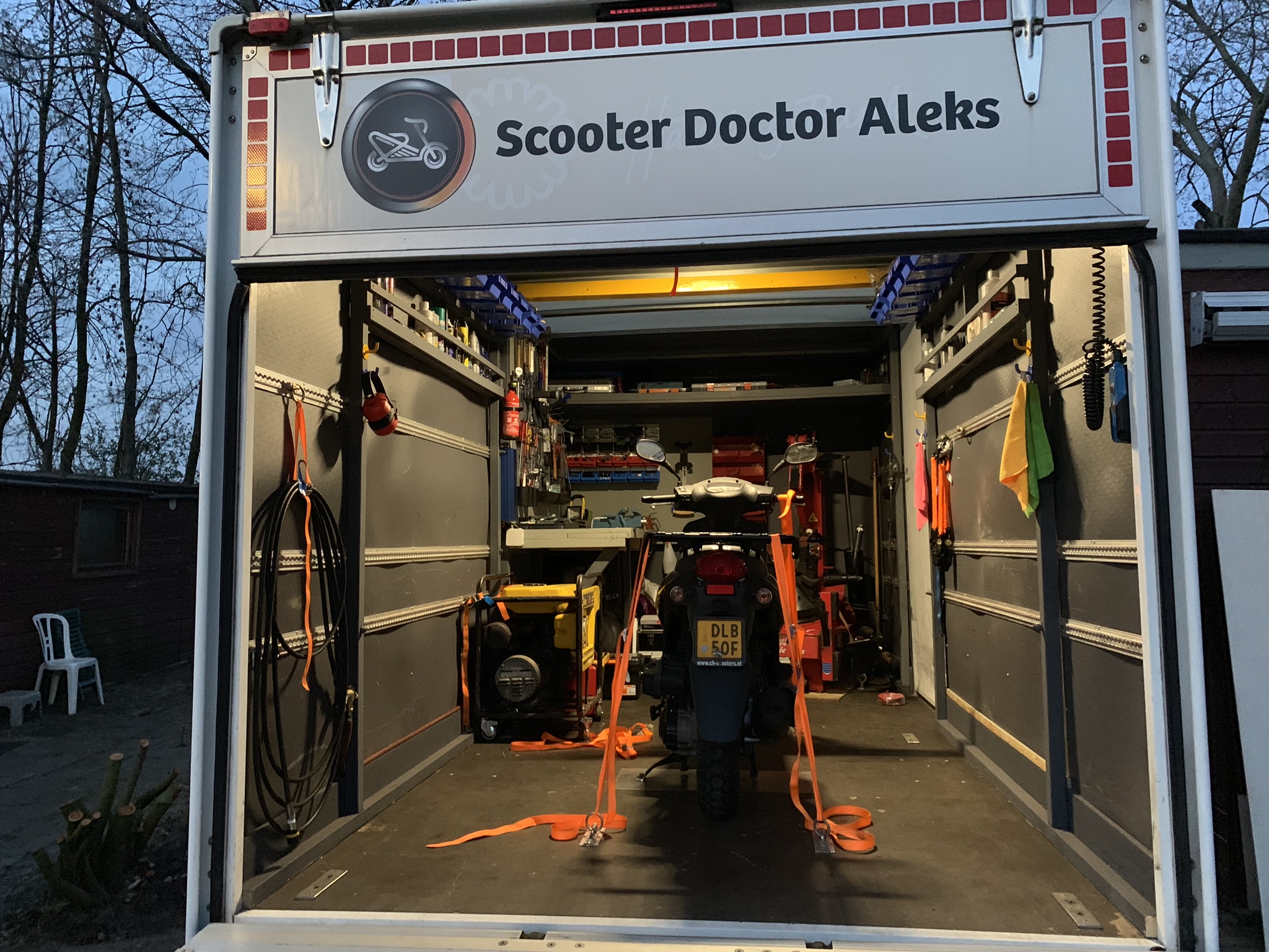 Scooter Doctor Scooter reparatie op locatie in Groningen en omgeving.